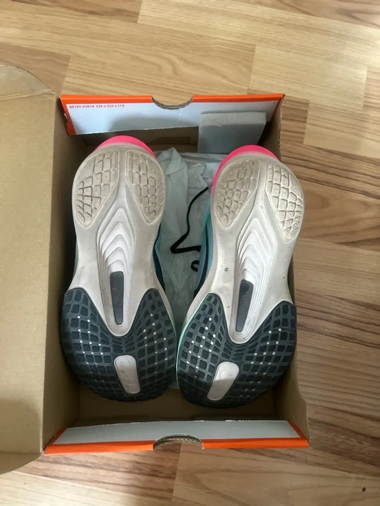 Used Nike Zoom Fly 4 bike — image 2 of 4