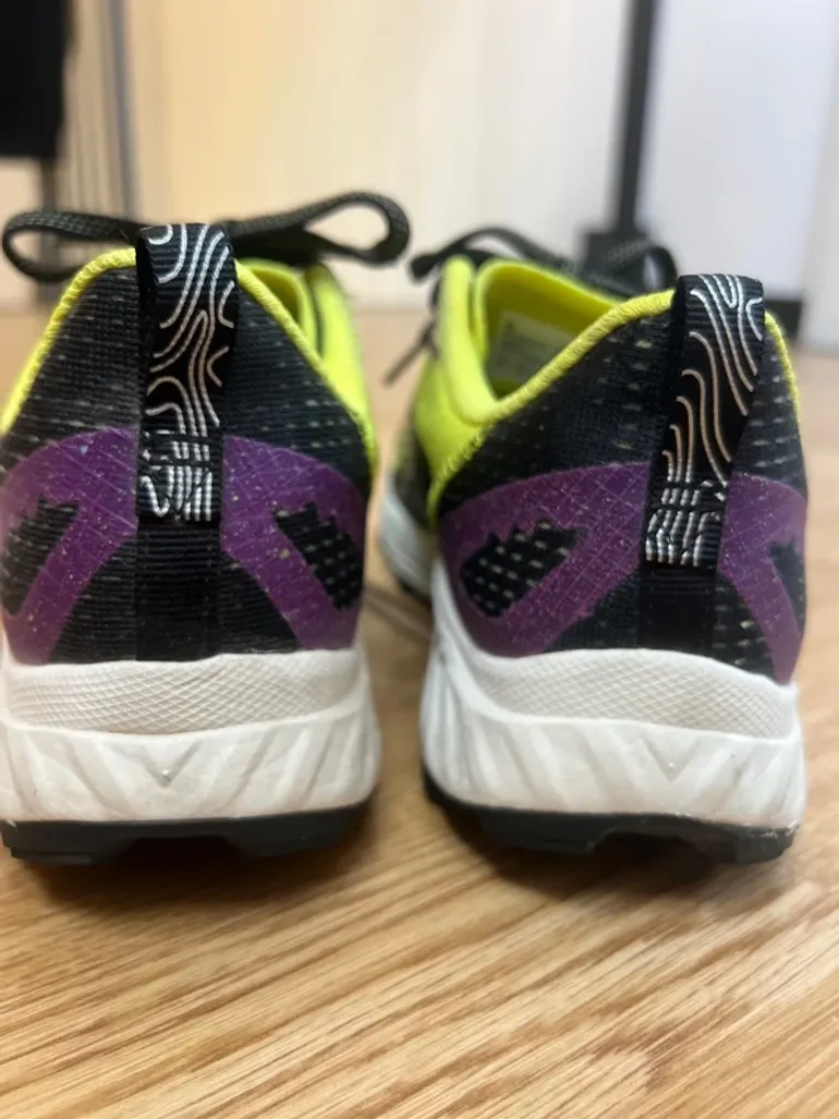 New Balance FuelCell Summit bike d'occasion — image 2 sur 5