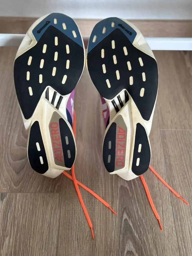 Tweedehands Adidas Adizero Adios Pro 3 bike — afbeelding 2 van 10