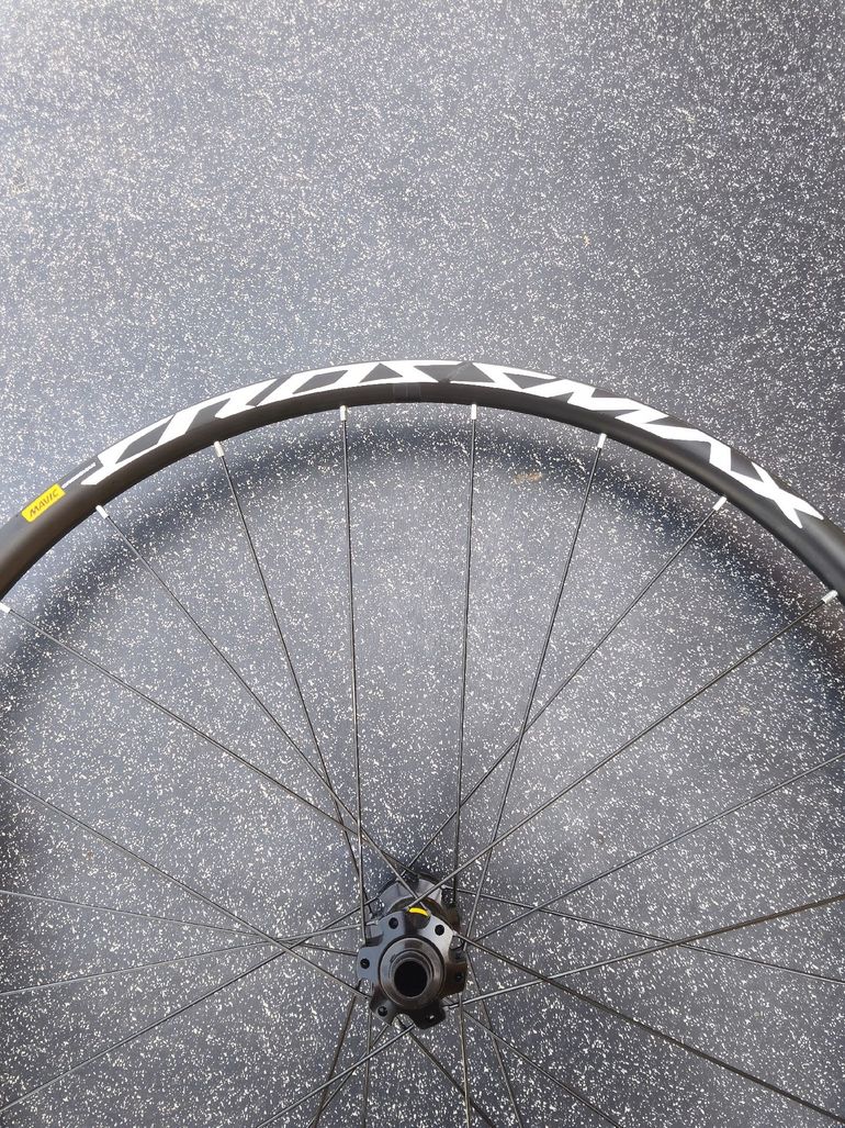 Mavic Crossmax 29" bike d'occasion — image 6 sur 7