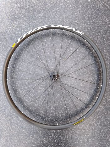 Mavic Crossmax 29" bike d'occasion — image 2 sur 7