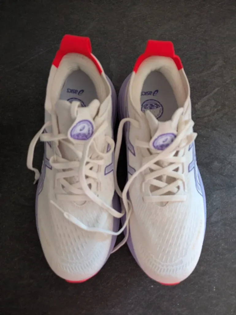 Tweedehands Asics Gel Nimbus 27 Tokio bike — afbeelding 3 van 7