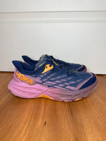 Used Orange Speedgoat 5 Running Shoes