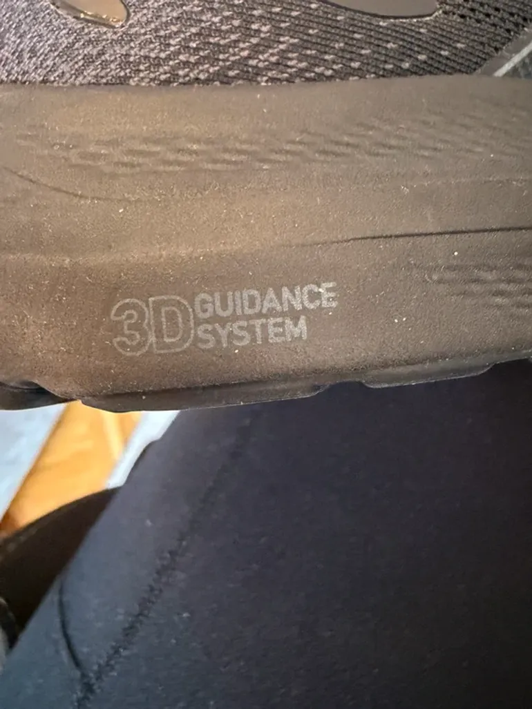 Used Asics GT-2000 12 bike — image 7 of 8