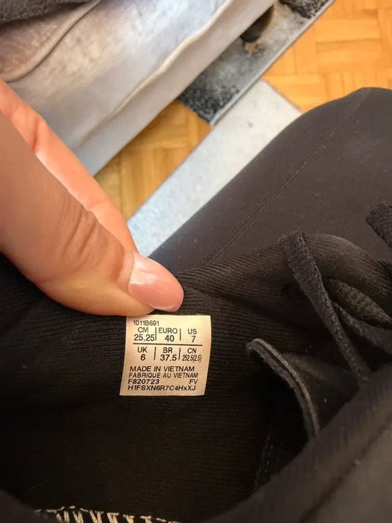Used Asics GT-2000 12 bike — image 5 of 8