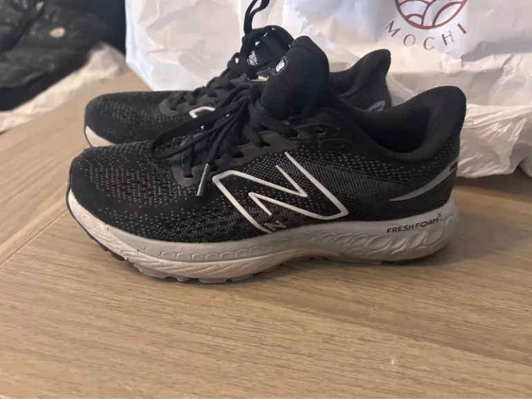 Used New Balance Running Shoes Size 38 bike — image 2 of 2