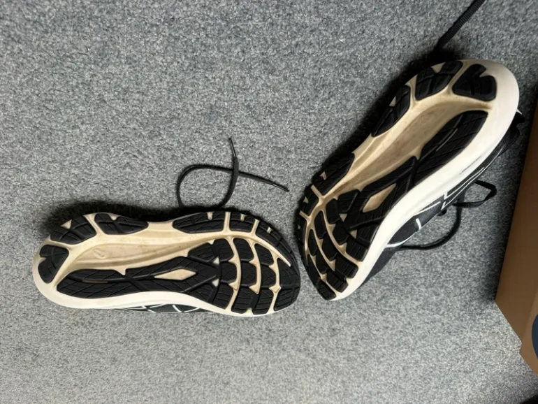 Gebrauchtes Asics Running Shoes bike — Bild 3 von 5