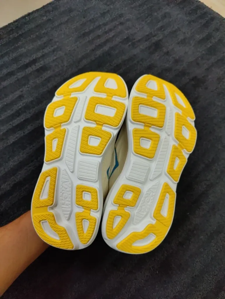 Used Hoka Bondi 9 bike — image 9 of 9