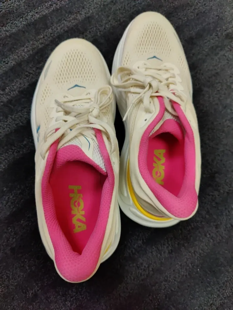 Used Hoka Bondi 9 bike — image 8 of 9