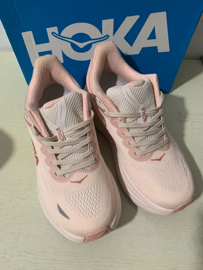 Used Hoka Laufschuhe Größe 38 bike — image 3 of 6