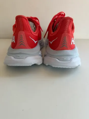 Hoka sneakers bike d'occasion — image 4 sur 10