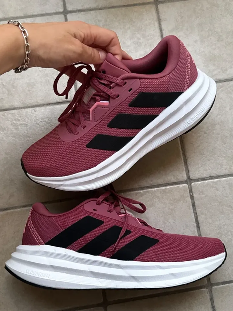Used Adidas Scarpe da corsa su strada bike — image 4 of 9