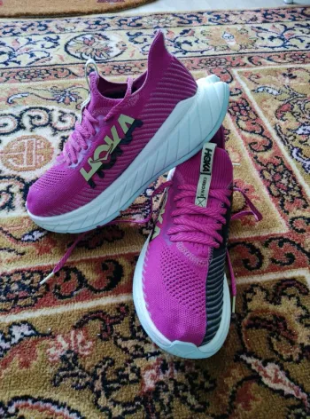 Used Hoka Carbon X Running Shoes