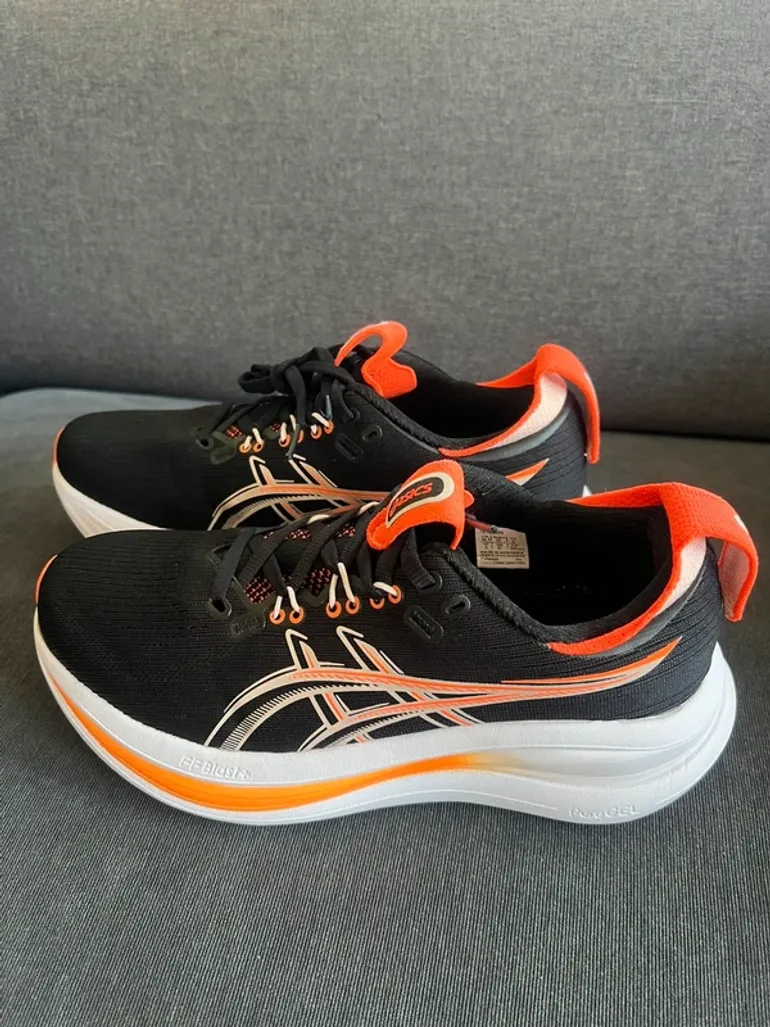 Used Asics Gel Nimbus 28 bike — image 6 of 24