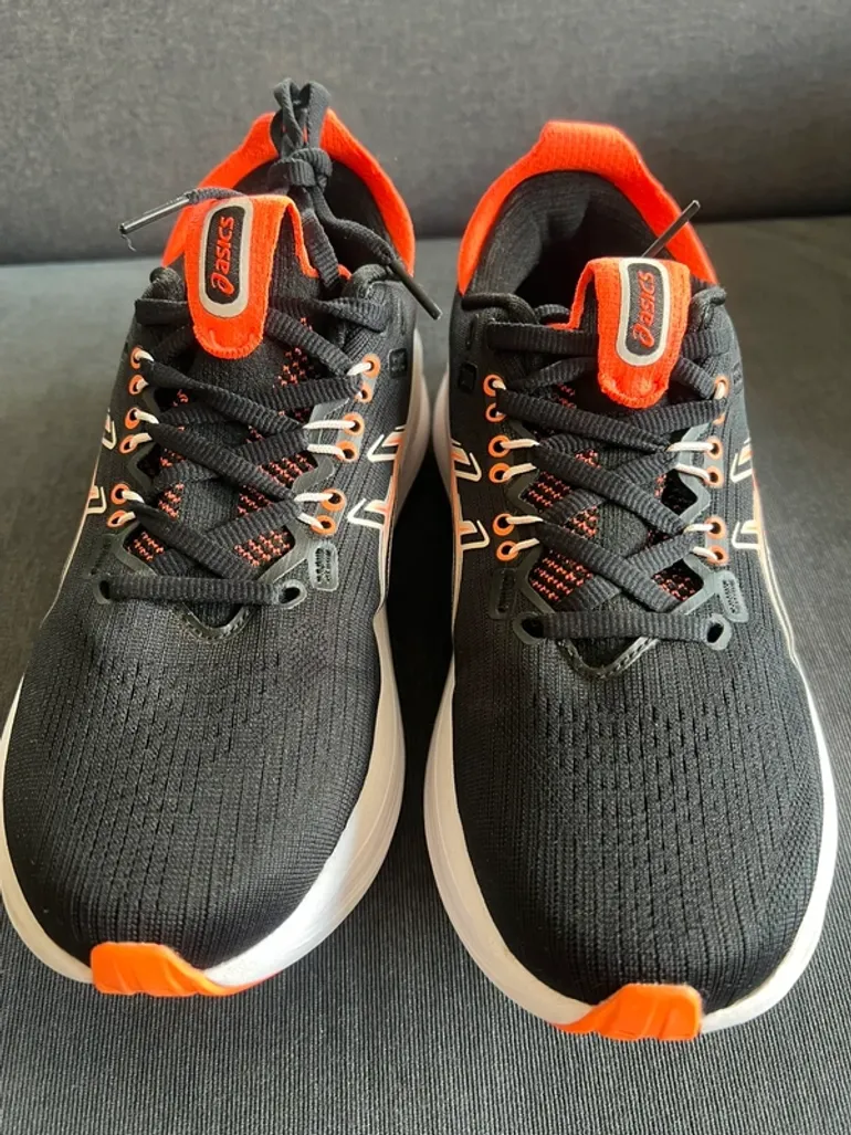 Used Asics Gel Nimbus 28 bike — image 11 of 24