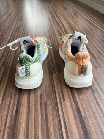 Gebrauchtes Adidas Ultra Boost 5.0 DNA 2021 bike — Bild 4 von 7