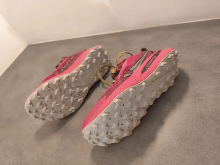 Used Saucony Peregrine 15 bike — image 2 of 4