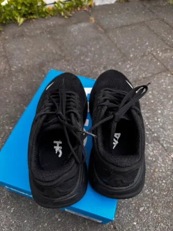 Hoka Bondi 9 bike d'occasion — image 5 sur 8