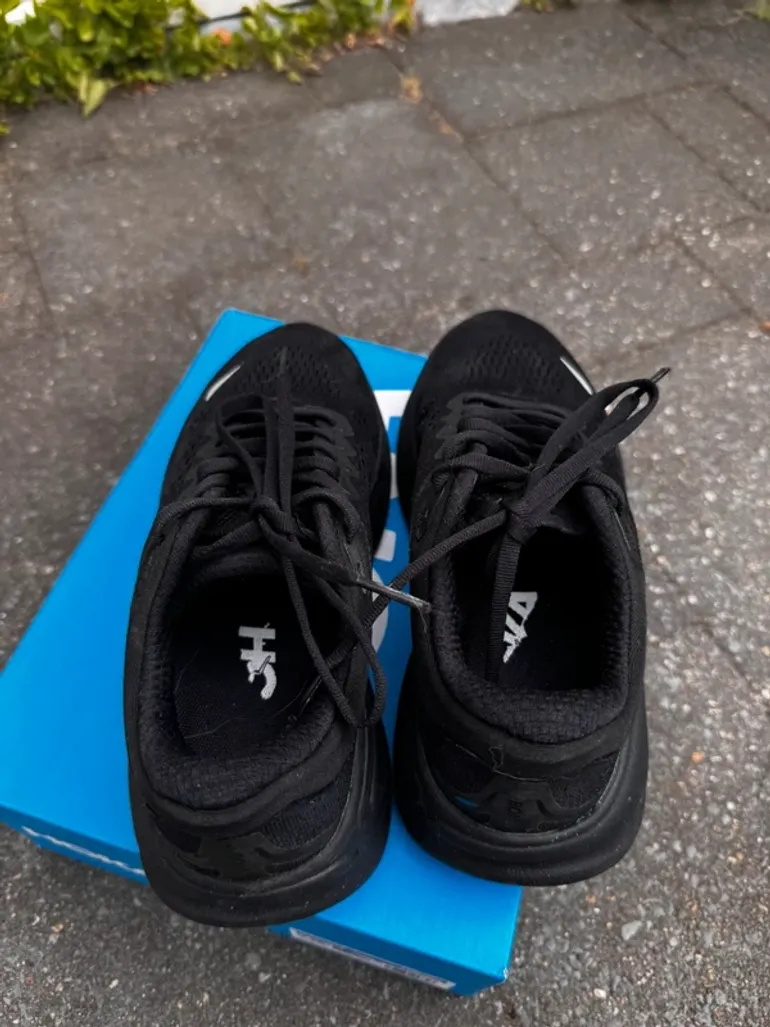 Hoka Bondi 9 bike d'occasion — image 5 sur 8