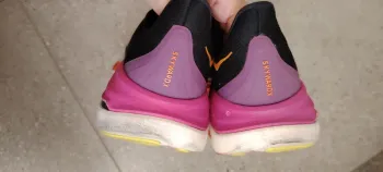 Used Hoka Donna Running Shoes bike — image 8 of 8