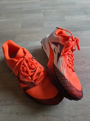 Używany Orange Terra Kiger Running Shoes