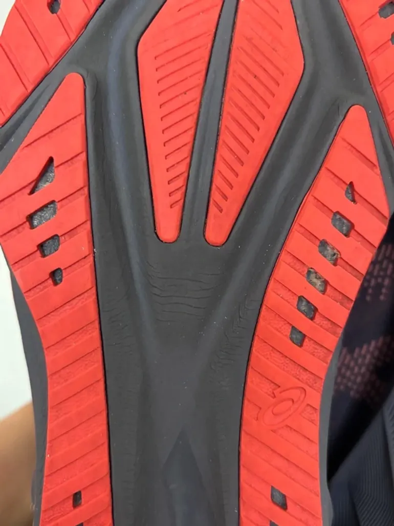 Brugt Asics Novablast 5 bike — billede 5 af 10
