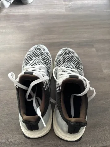 Gebrauchtes Adidas Ultra Boost bike — Bild 2 von 5