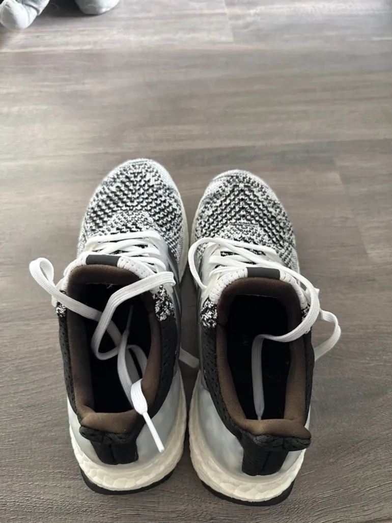 Gebrauchtes Adidas Ultra Boost bike — Bild 2 von 5