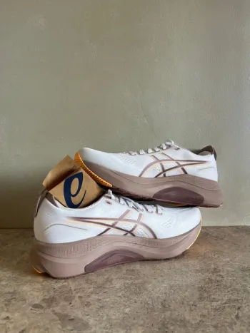 Używany Asics Gel Kayano 32 bike — zdjęcie 5 z 7