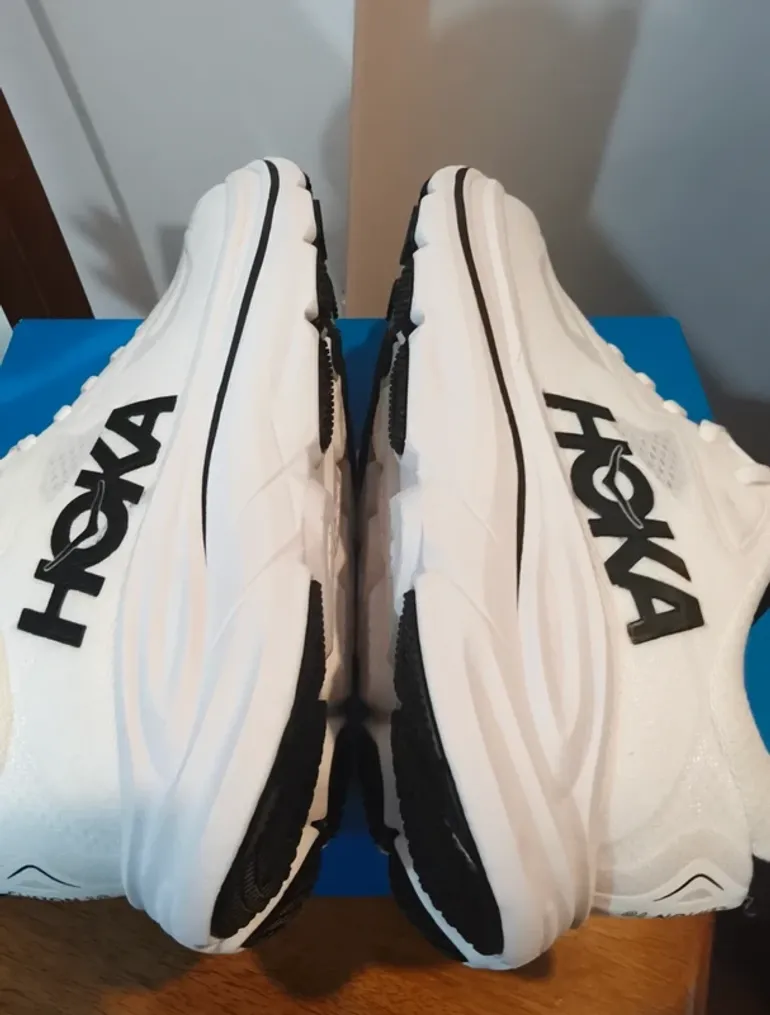 Used Hoka Shoes Size 39 bike — image 2 of 10