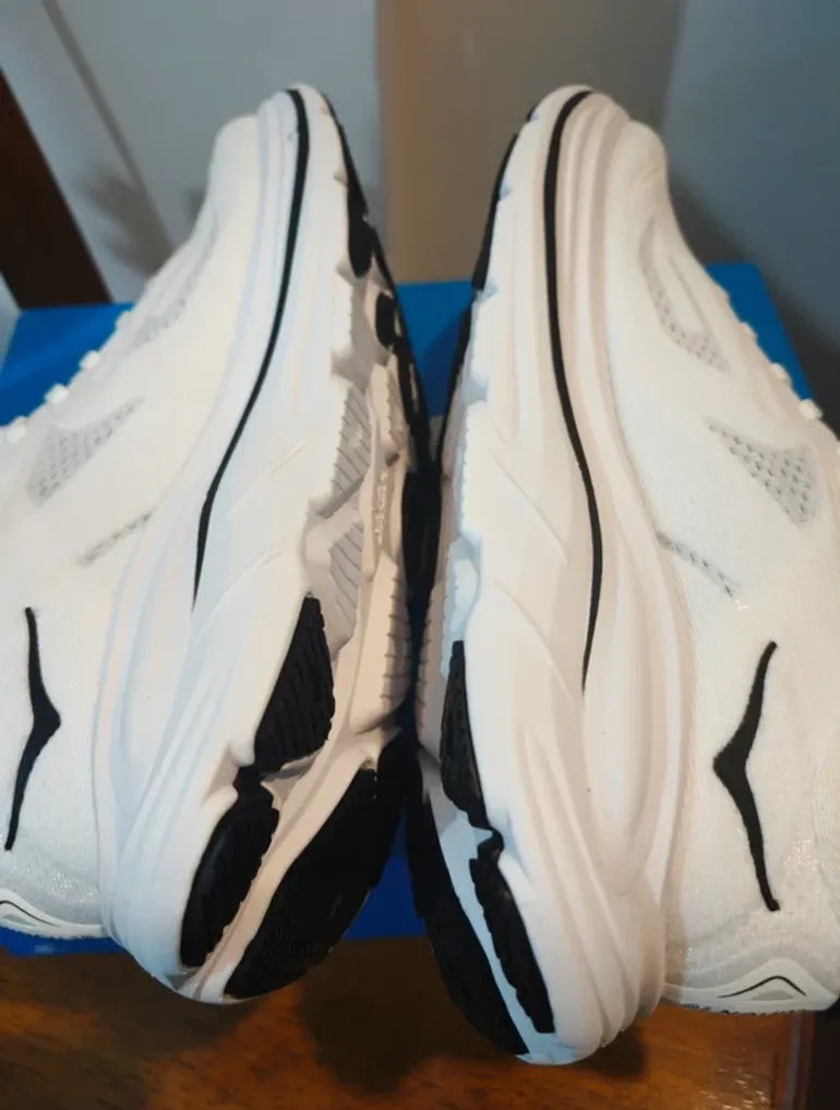 Used Hoka Shoes Size 39 bike — image 4 of 10
