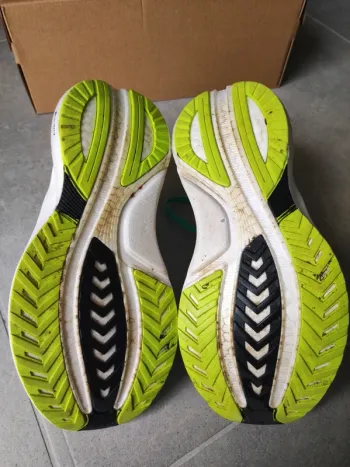 Saucony Tempus bike usato — immagine 5 di 10