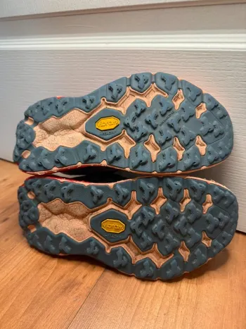 Używany Hoka Speedgoat 5 bike — zdjęcie 14 z 16