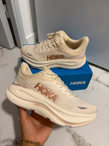Gebrauchtes Hoka Bondi 9 Running Shoes