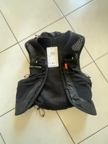 Used Salomon Active Skin 12 Running Accessories