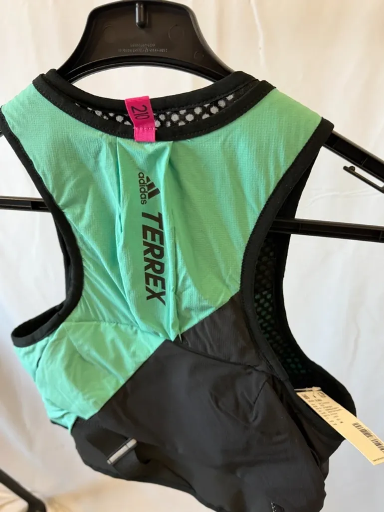 Used Adidas Terrex Trail Running Vest bike — image 7 of 10