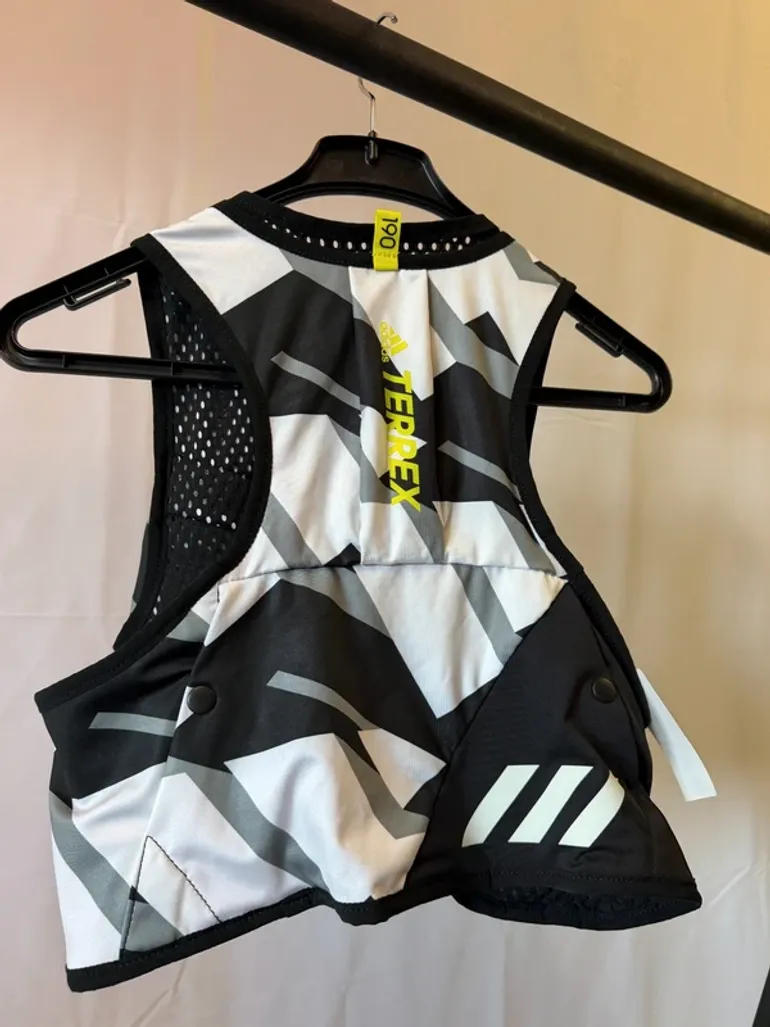 Käytetty Adidas Terrex Primeblue Trail Running Vest bike — kuva 6 / 10