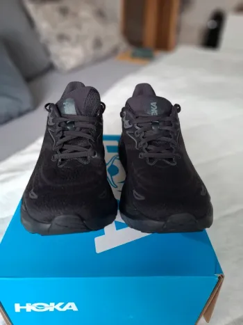 Hoka Arahi 8 bike usato — immagine 2 di 4
