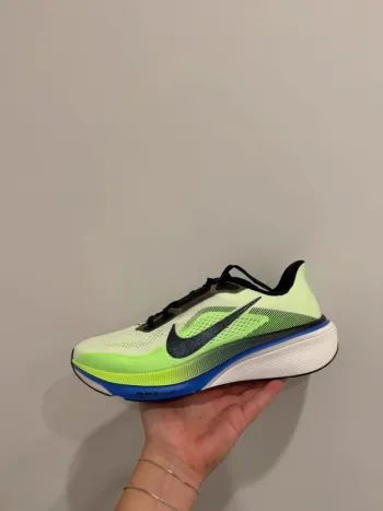 Used Pegasus Air Zoom 42 Running Shoes