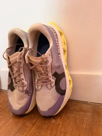 Used Hyper Cloudmonster Running Shoes