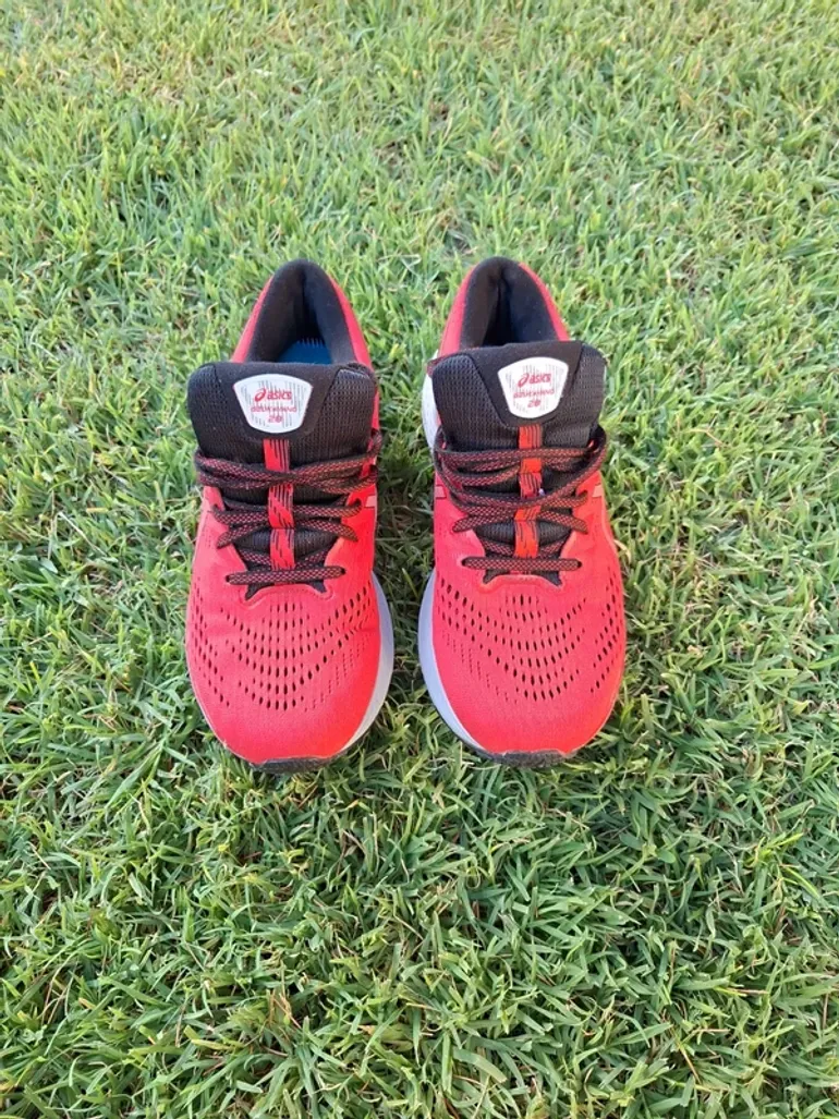 Tweedehands Asics Gel-kayano 28 bike — afbeelding 2 van 10