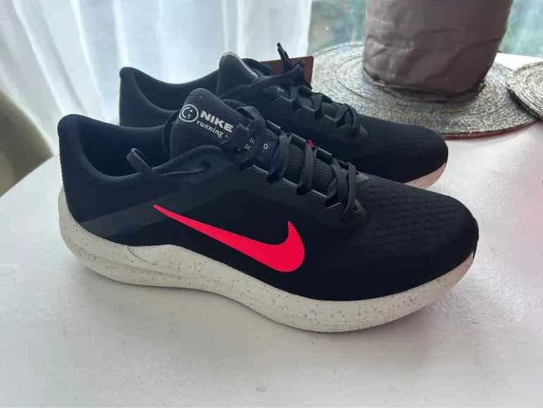 Gebrauchtes Nike Air Winflo 10 bike — Bild 3 von 9