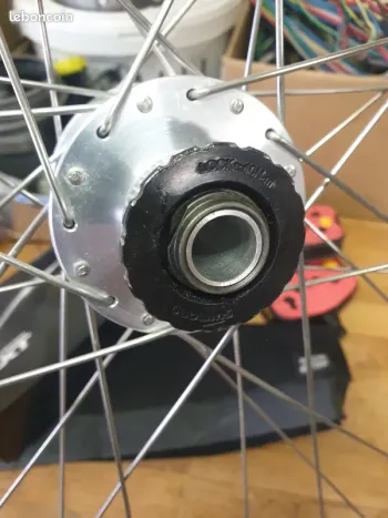 Použité Shimano XT DH-UR708-3D bike — obrázek 5 z 8