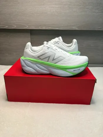 Used New Balance Fresh Foam X More v5 bike — image 6 of 11