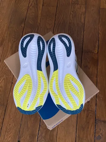 Used Asics Gel Nimbus bike — image 7 of 16