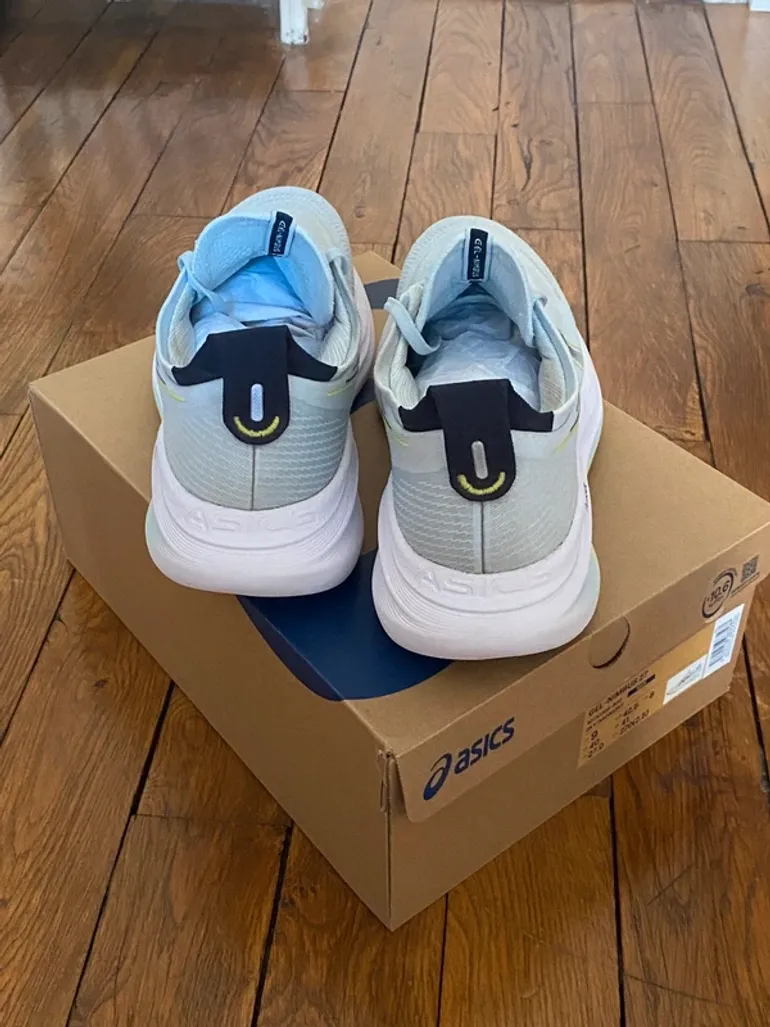 Used Asics Gel Nimbus bike — image 5 of 16