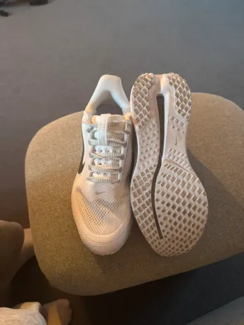 Käytetty Nike Laufschuhe bike — kuva 4 / 4