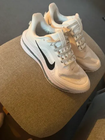 Used Nike Laufschuhe Running Shoes