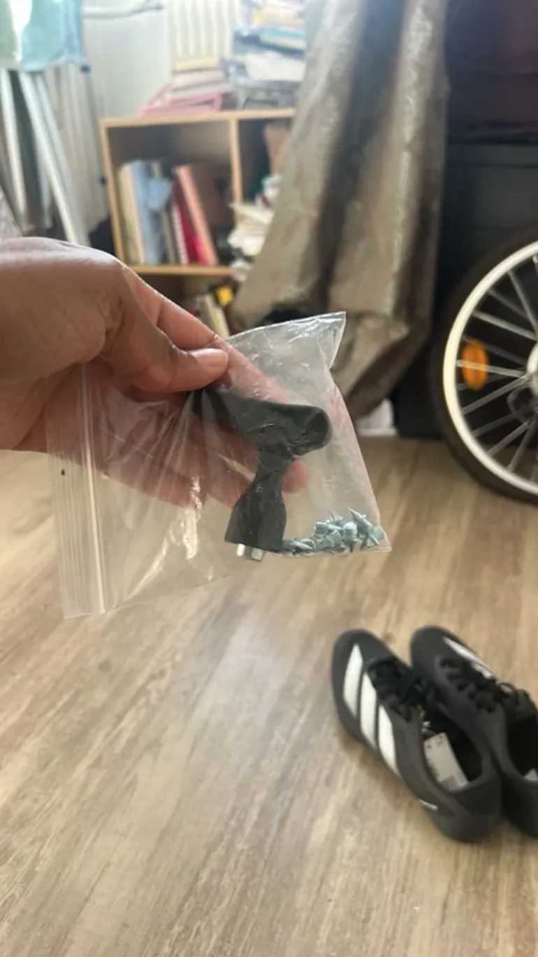 Used Adidas Pointes d'athlétisme bike — image 5 of 5