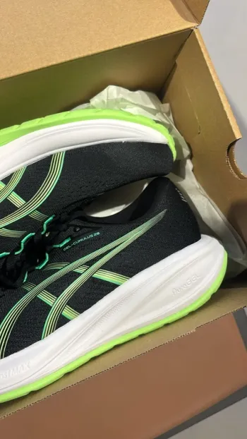 Tweedehands Asics Gel Cumulus 28 bike — afbeelding 2 van 6